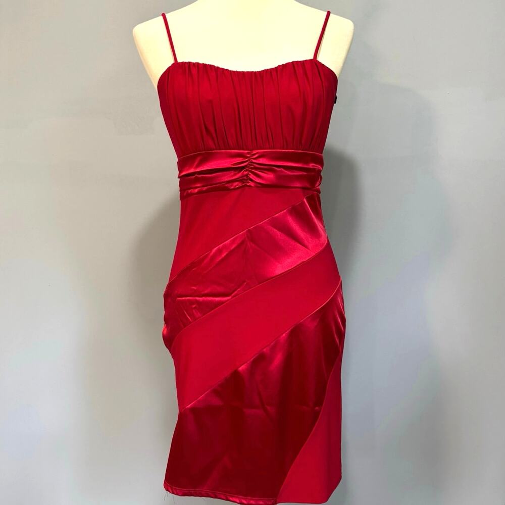 Vintage Taboo Red Tiered Asymmetrical Mini Dress L Romanticcore Homecoming Hoco